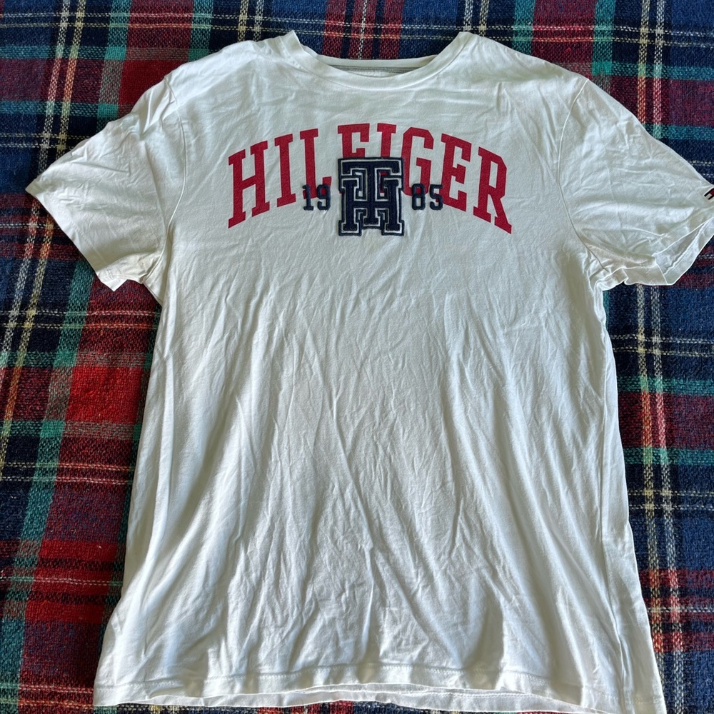 Tommy Hilfiger tee